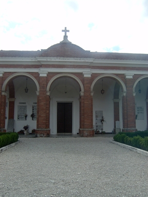 Chiesa del Cimitero comunale di Gualdo