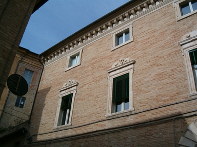 Palazzo Cruciani
