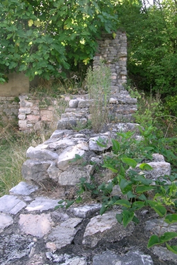 Mura del Castello di Vestignano