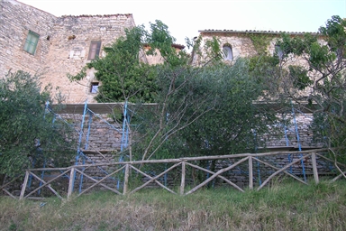 Mura del Castello di Vestignano