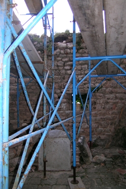 Mura del Castello di Vestignano