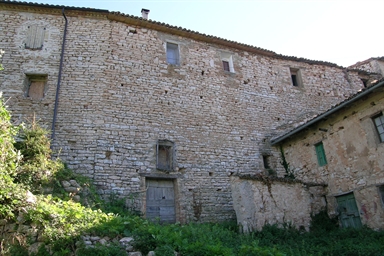 Mura del Castello di Croce