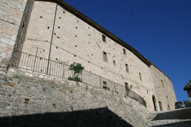 Mura del Castello di Croce