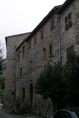 Mura del Castello di Pievefavera