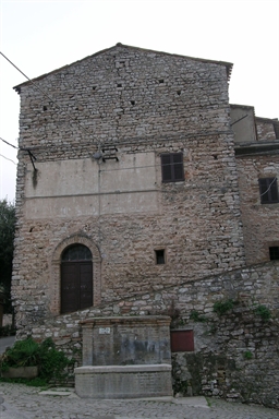 Torrione del Castello di Pievefavera