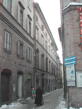 Palazzo Possenti Pascucci Scala Bennadduci