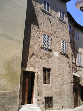 Casa natale di Francesco Puccinotti