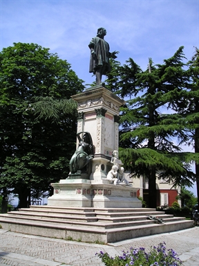 Monumento a Raffaello