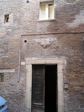 Casa a schiera aggregata