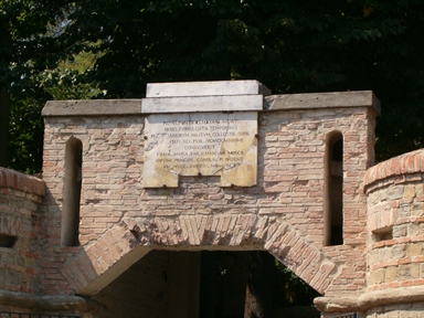 Porta di Villa Caprile