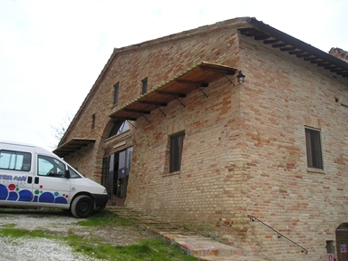 Casa colonica ad archivolto Cai Lonzi
