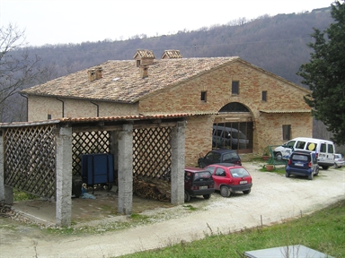 Casa colonica ad archivolto Cai Lonzi