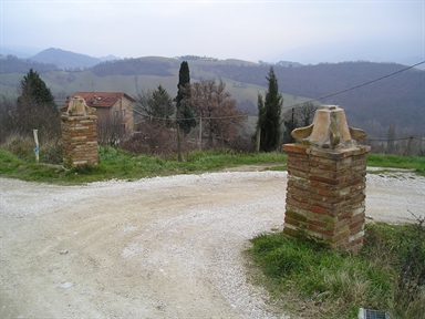Casa colonica ad archivolto Cai Lonzi