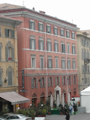 Palazzo d'abitazioni