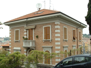 Villino plurifamiliare