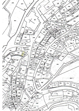 Casa a schiera in piazza Ascanio Condivi