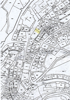 Casa a schiera in piazza Ascanio Condivi