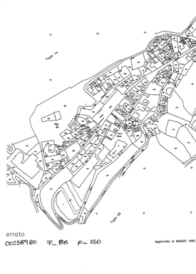 Casa a schiera con arco gotico