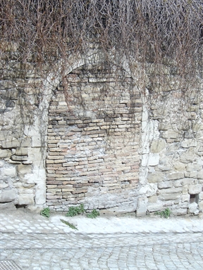 Muro di recinzione
