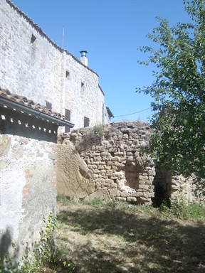 Case a schiera del Castello di Aliforni