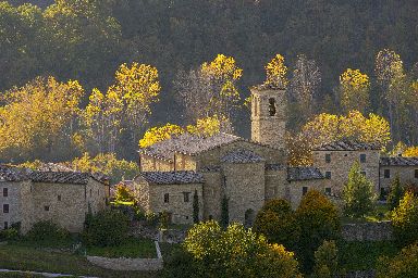 Borgo antico e Chiesa di S. Giusto in S. Maroto 