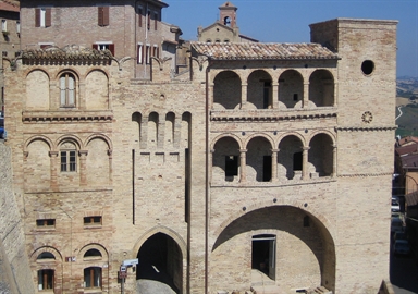 Rocca Brunforte e Porta urbica detta di Sant