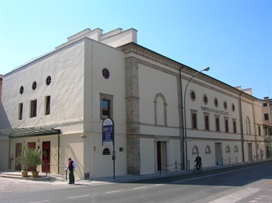 Veduta esterna del Teatro della Concordia