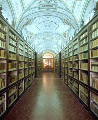 Una delle Sale della Biblioteca Mozzi Borgetti