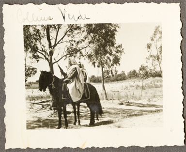 Militari libici a cavallo a Collina Verde, Libia