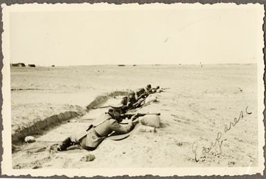 Trincea e militari al fronte di Gargaresh