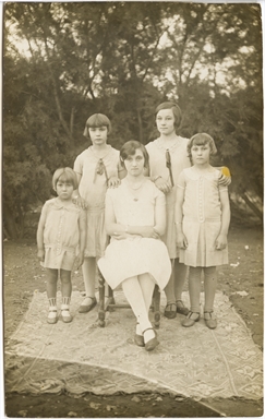 Gruppo di bambine