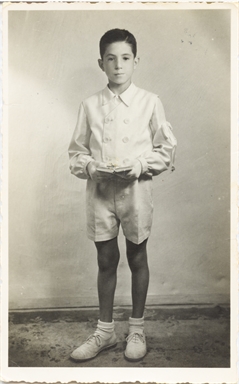 Ritratto di Amleto Manganelli nel giorno della sua Prima Comunione