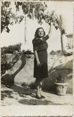 Ritratto di Carmela, amica di Indeide Antonelli