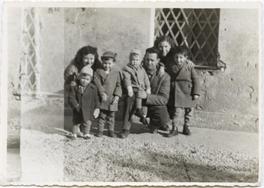 Foto di gruppo della famiglia Del Zozzo