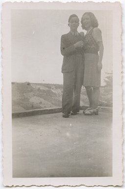 Ritratto di Indeide Antonelli e Italo Antonelli, nell'abitazione di Altidona