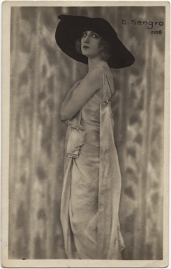 Ritratto di Elena Sangro