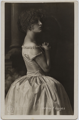 Ritratto di Anna Fougez