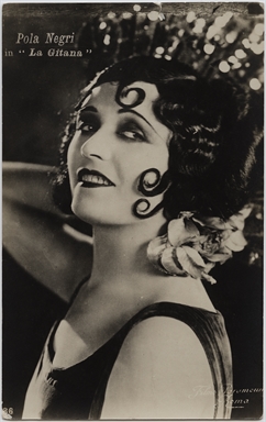 Pola Negri in 