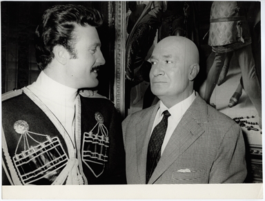 Nerio Bernardi ritratto con un altro attore